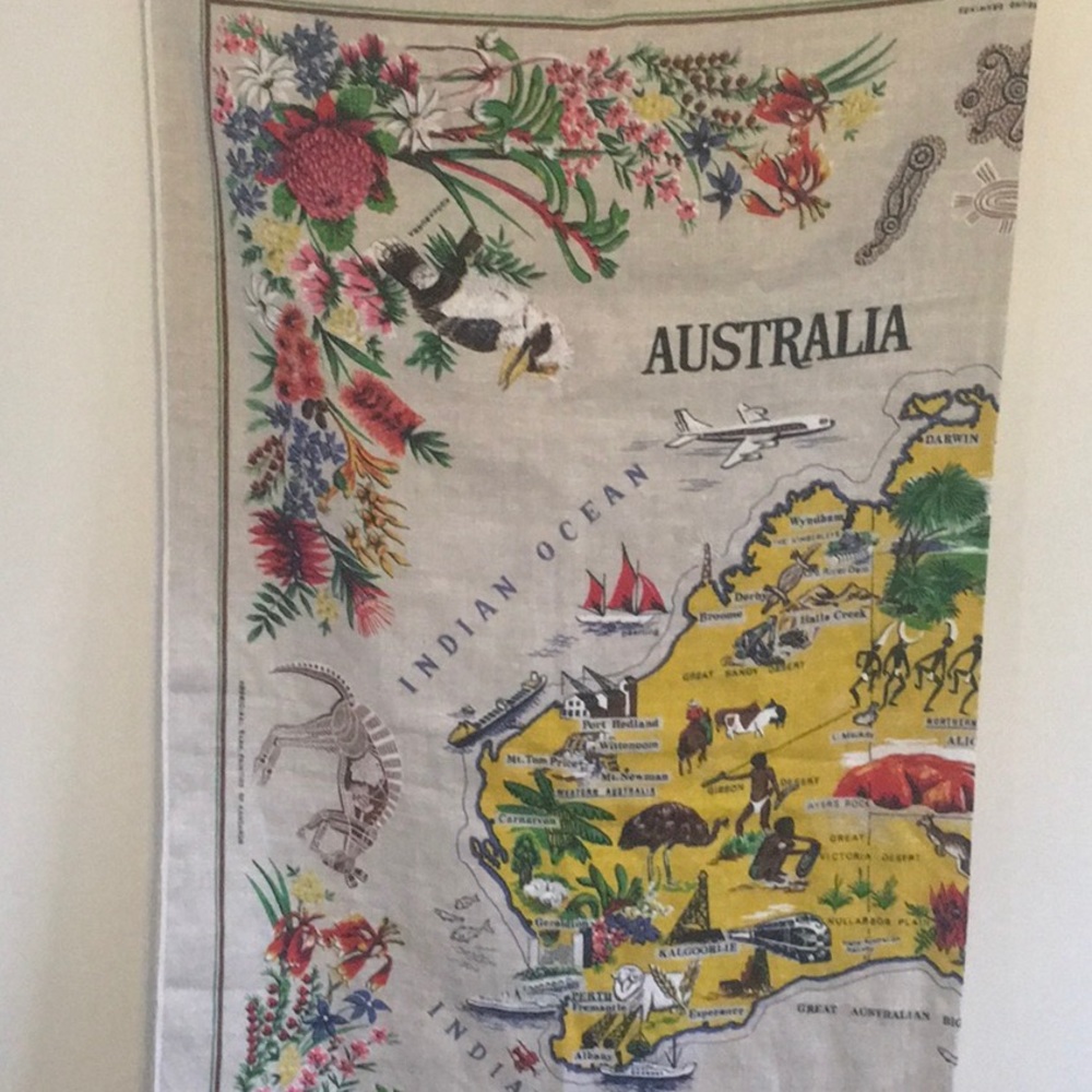 Linen Australia tablecloth